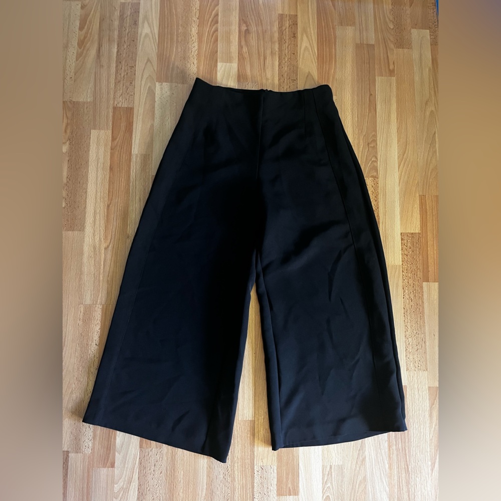 Elegant Black Wide-Leg Pantsuit